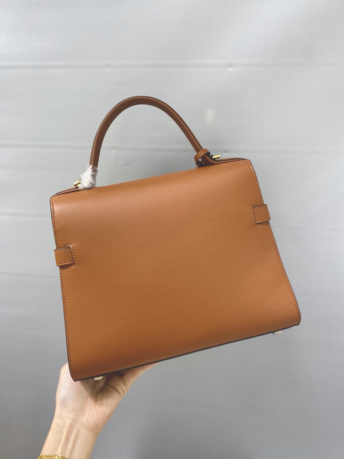 델보 템포트 MM 샤리오뜨백